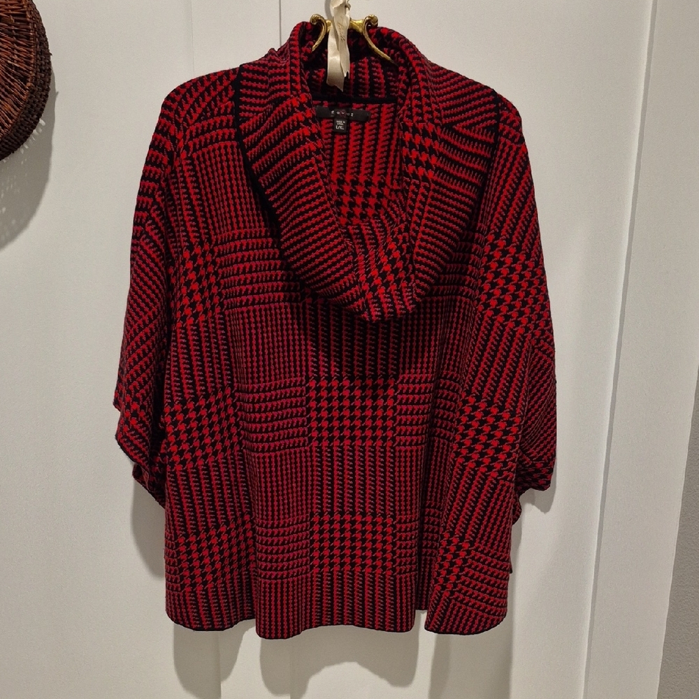 Red and Black Sweater Shrug L/XL
